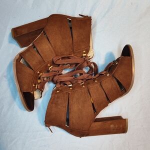 Brown Lace-Up Heeled Boots